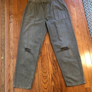 Aerie by American Eagle distressed pants